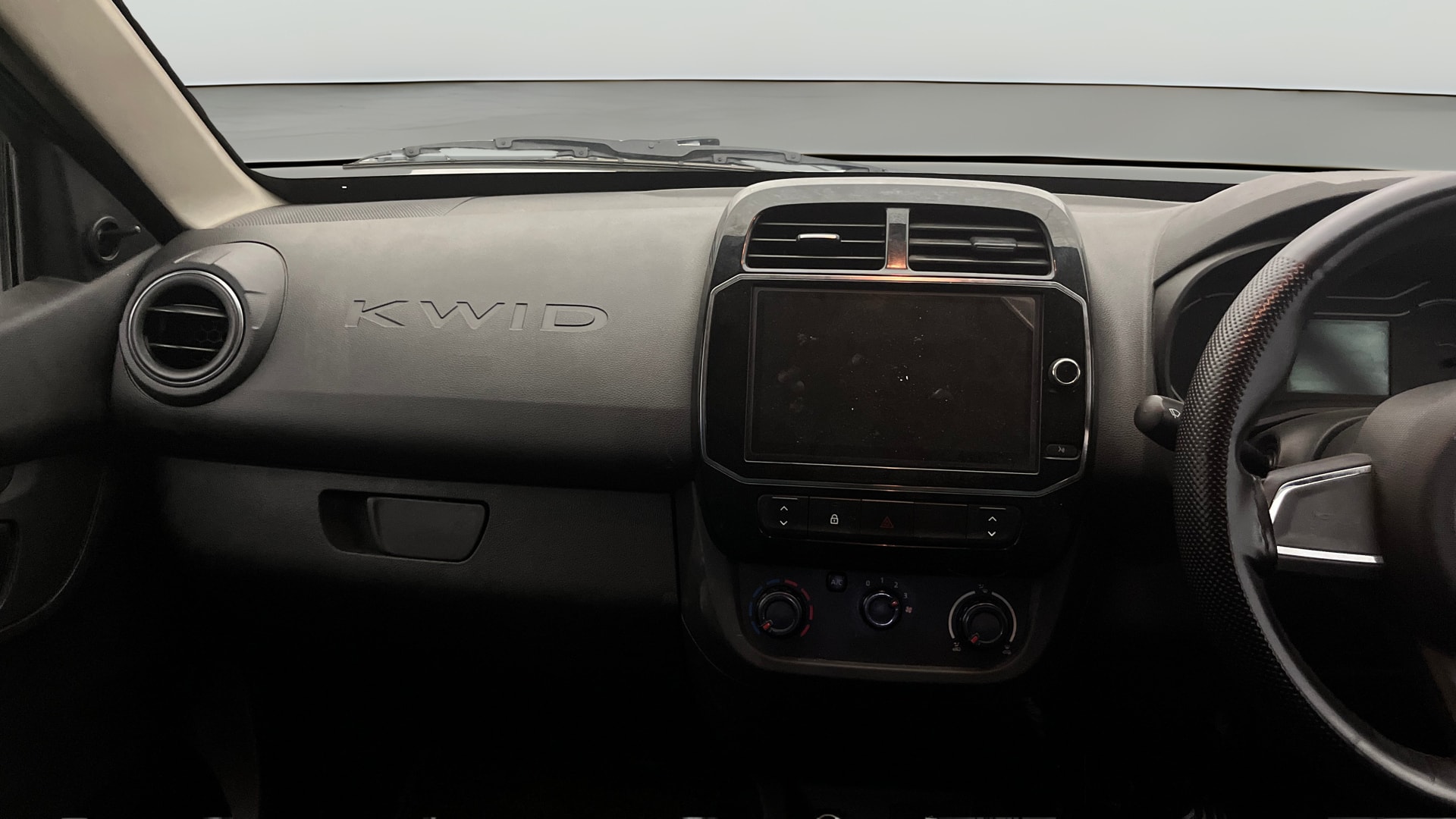 View 2021 Renault Kwid RXL 1.0 BS IV Image 30 Used 2021 Renault Kwid RXL 1.0 BS IV Image 30
