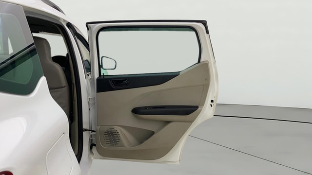 View Renault Triber Image 7 Used Renault Triber Image 7