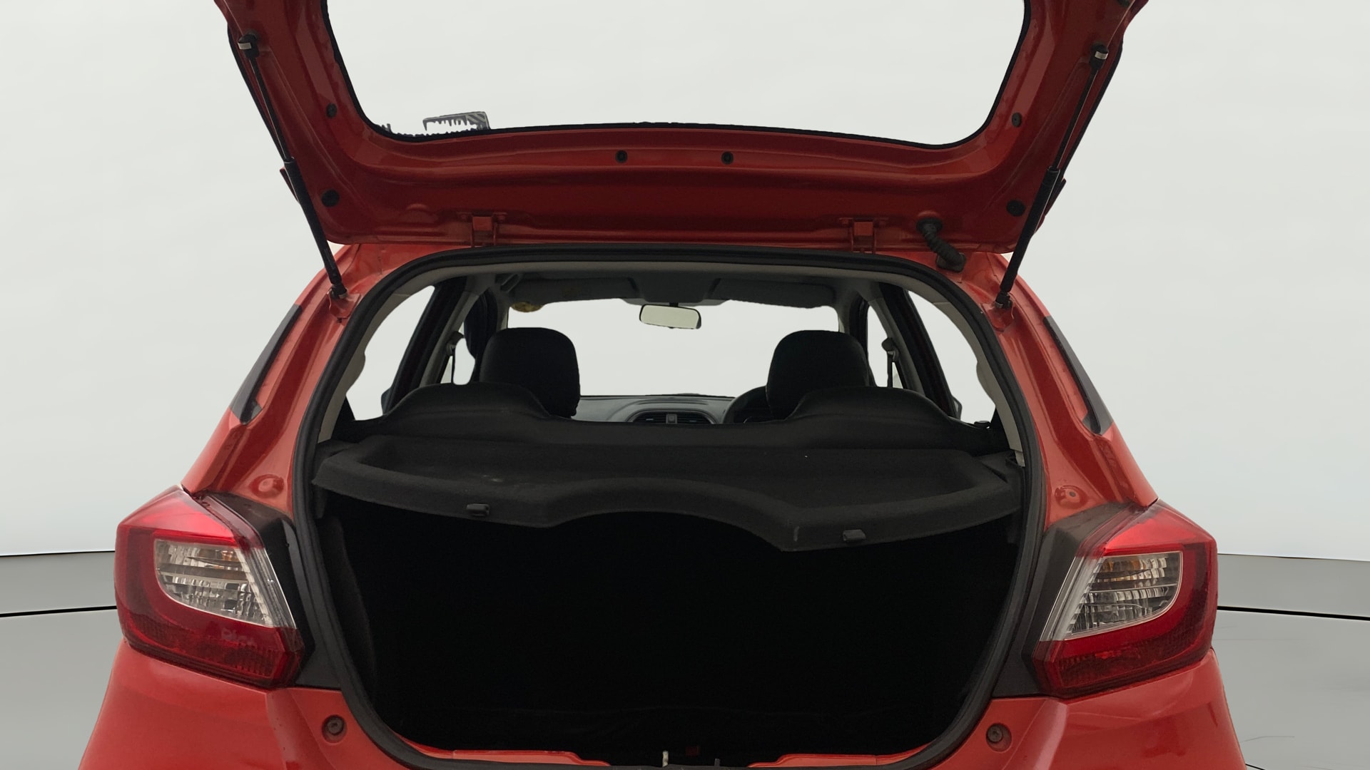 View 2022 Tata Tiago NRG XZ Revotron AMT Image 38 Used 2022 Tata Tiago NRG XZ Revotron AMT Image 38