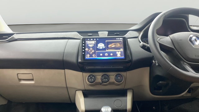 View Renault Triber Image 18 Used Renault Triber Image 18