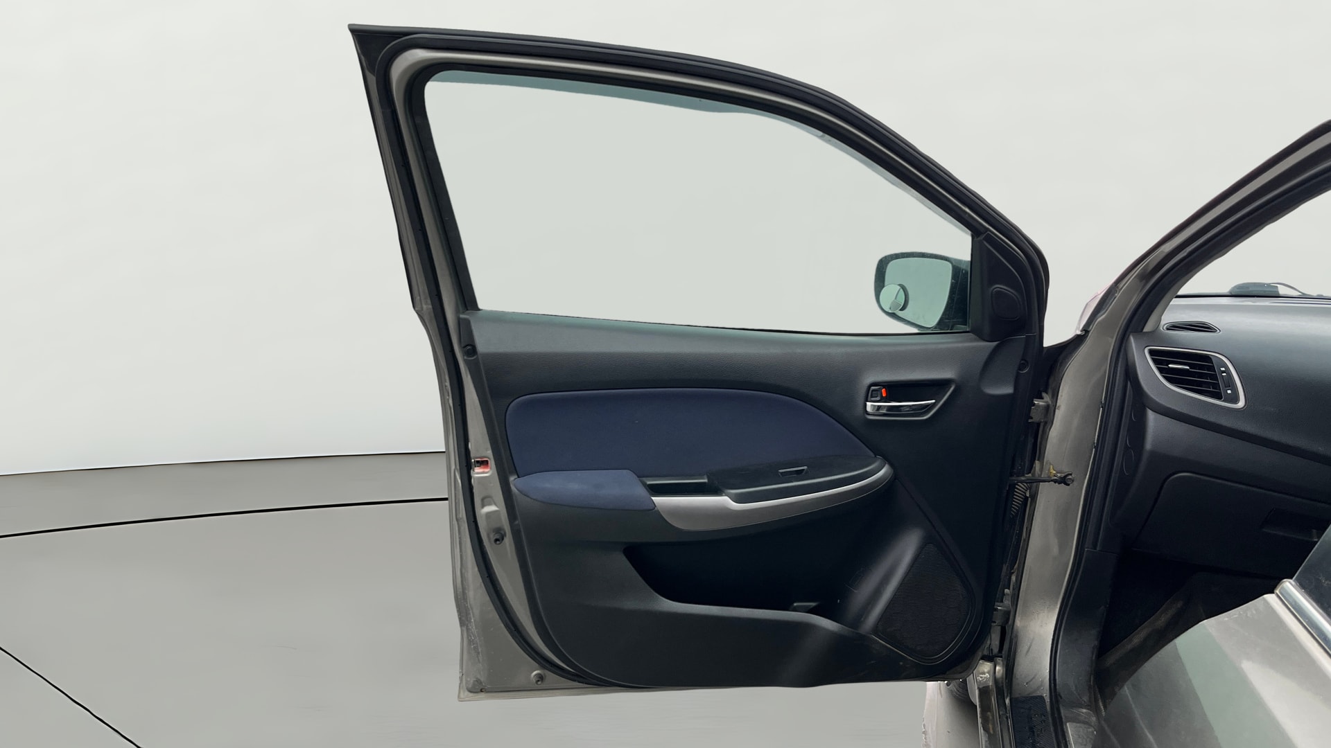 View 2019 Maruti Suzuki 1000 Base Variant Image 37 Used 2019 Maruti Suzuki 1000 Base Variant Image 37