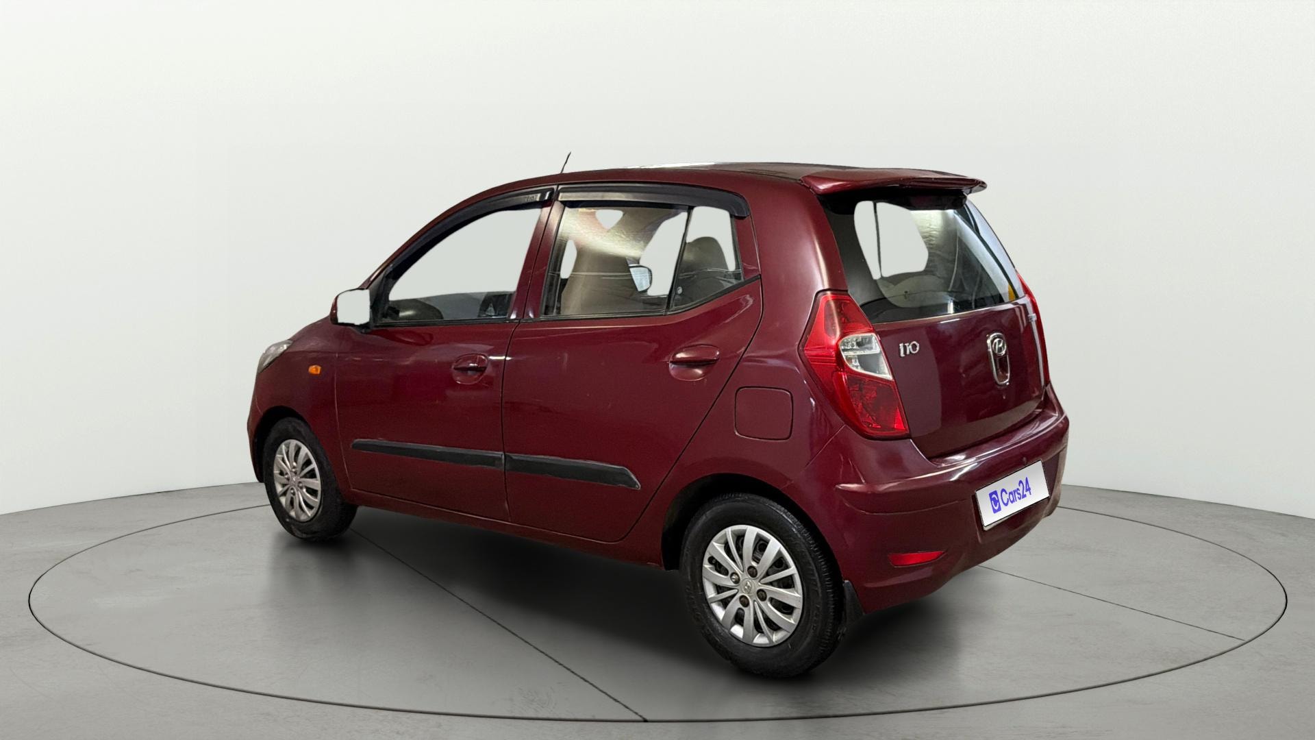 View 2015 Hyundai Grand i10 1.2 Sportz(O) Petrol Image 2 Used 2015 Hyundai Grand i10 1.2 Sportz(O) Petrol Image 2