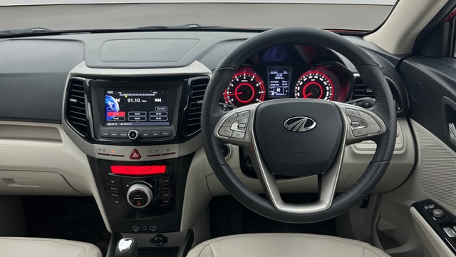 View Mahindra XUV300 Image 13 Used Mahindra XUV300 Image 13