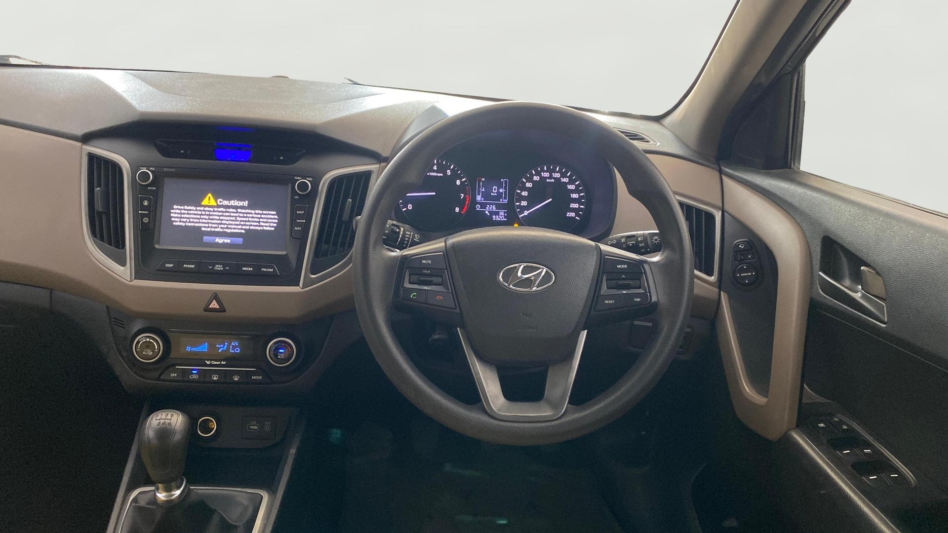 View 2015 Hyundai Creta 1.6 SX Plus Petrol Image 20 Used 2015 Hyundai Creta 1.6 SX Plus Petrol Image 20