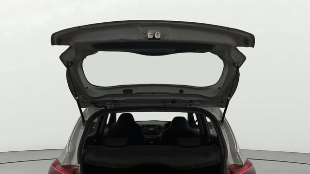 View Hyundai Grand i10 Image 30 Used Hyundai Grand i10 Image 30