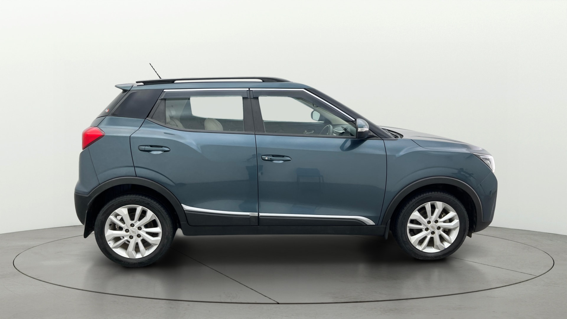 Used 2021 Mahindra XUV300 Used 2021 Mahindra XUV300