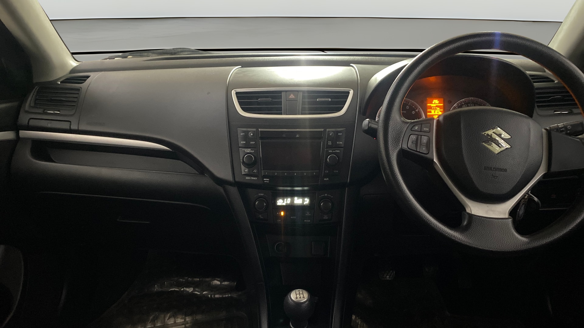 View 2014 Maruti Suzuki 1000 Base Variant Image 31 Used 2014 Maruti Suzuki 1000 Base Variant Image 31