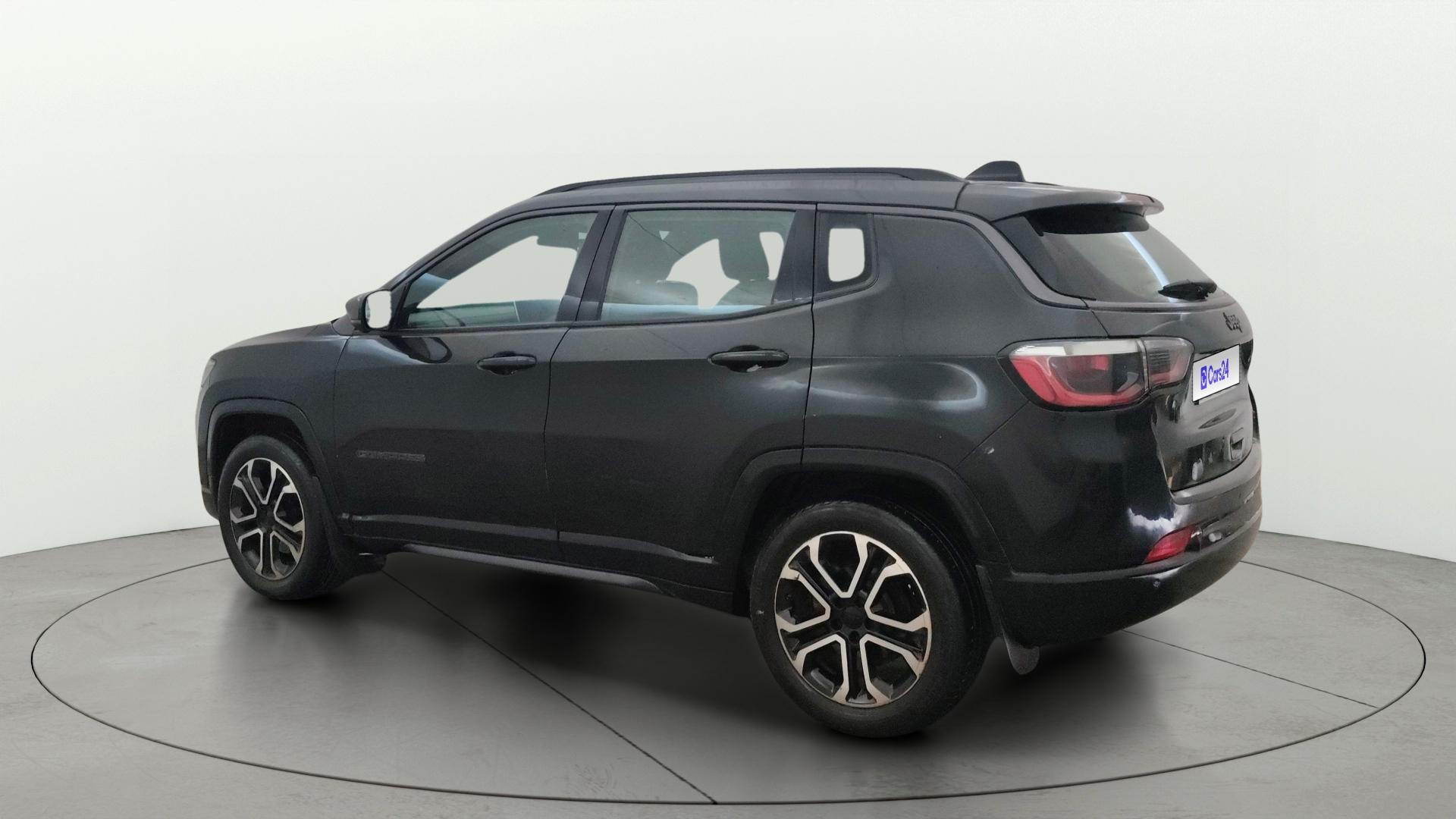 View 2021 Jeep Compass S (O) 1.4 Petrol DDCT Image 2 Used 2021 Jeep Compass S (O) 1.4 Petrol DDCT Image 2