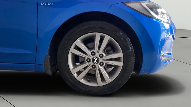 View Hyundai Elantra Image 40 Used Hyundai Elantra Image 40