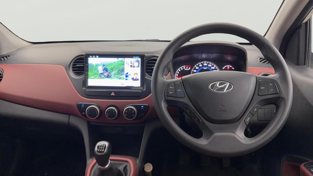 View Hyundai Grand i10 Image 20 Used Hyundai Grand i10 Image 20
