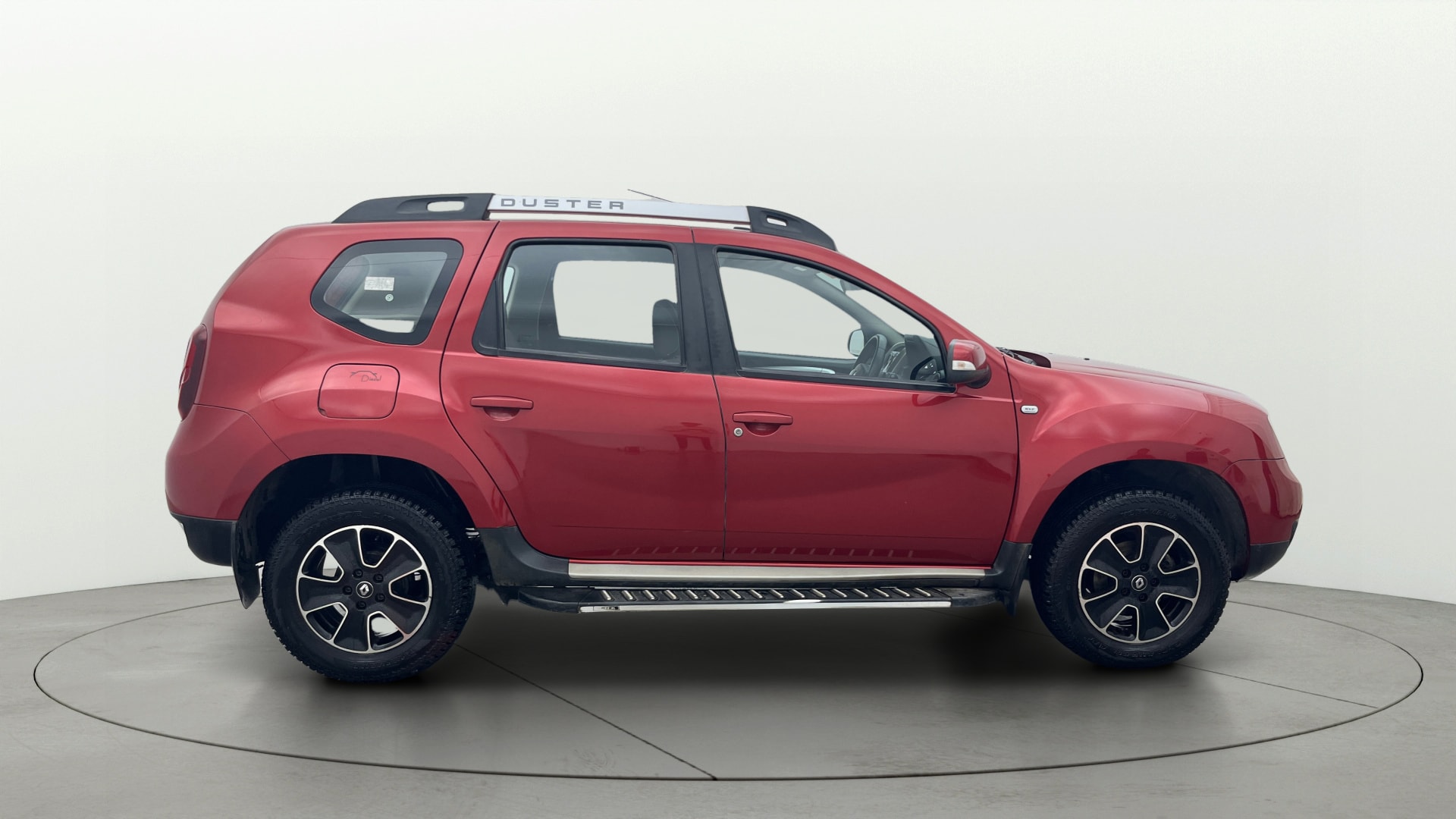 View 2017 Renault Duster Diesel 110PS RXZ AMT Image 8 Used 2017 Renault Duster Diesel 110PS RXZ AMT Image 8
