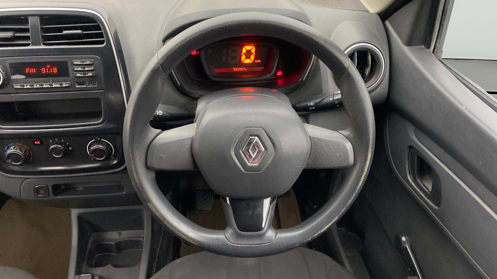 View 2016 Renault Kwid RXL Image 20 Used 2016 Renault Kwid RXL Image 20