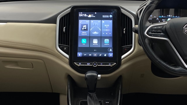 View MG Hector Image 18 Used MG Hector Image 18