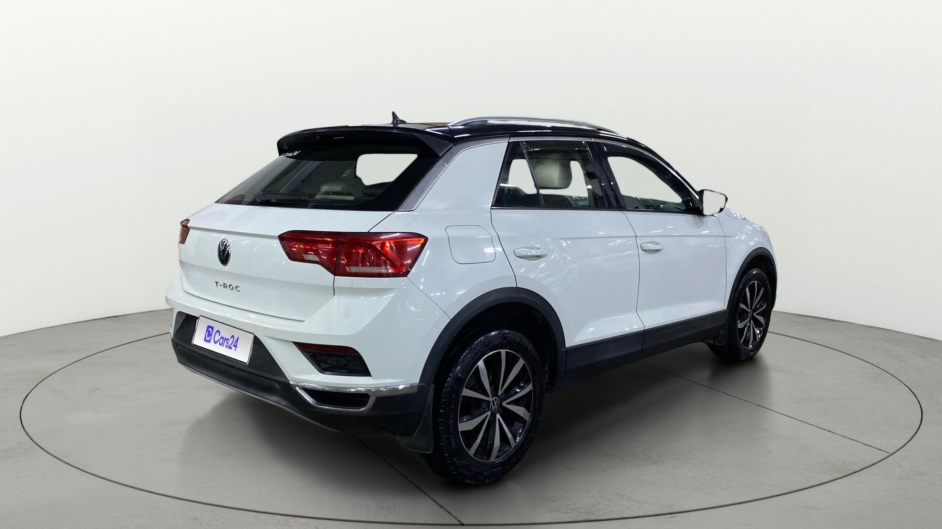 View 2021 Volkswagen T-Roc 1.5 TSI Image 45 Used 2021 Volkswagen T-Roc 1.5 TSI Image 45
