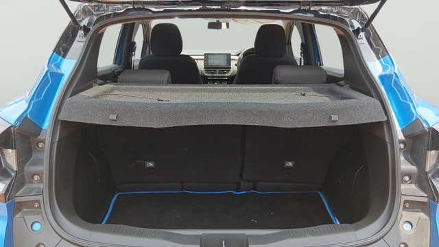 View Renault Kiger Image 38 Used Renault Kiger Image 38