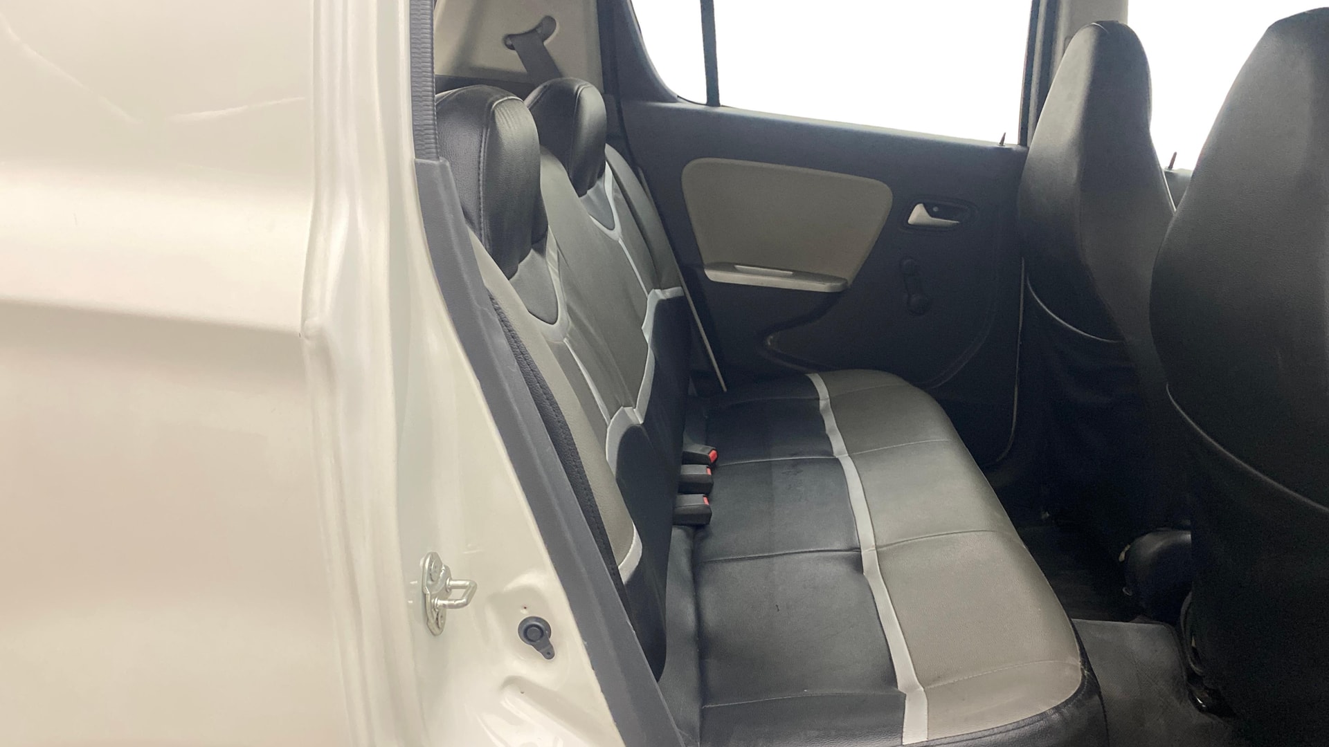 Used 2015 Maruti Suzuki Alto K10 Used 2015 Maruti Suzuki Alto K10