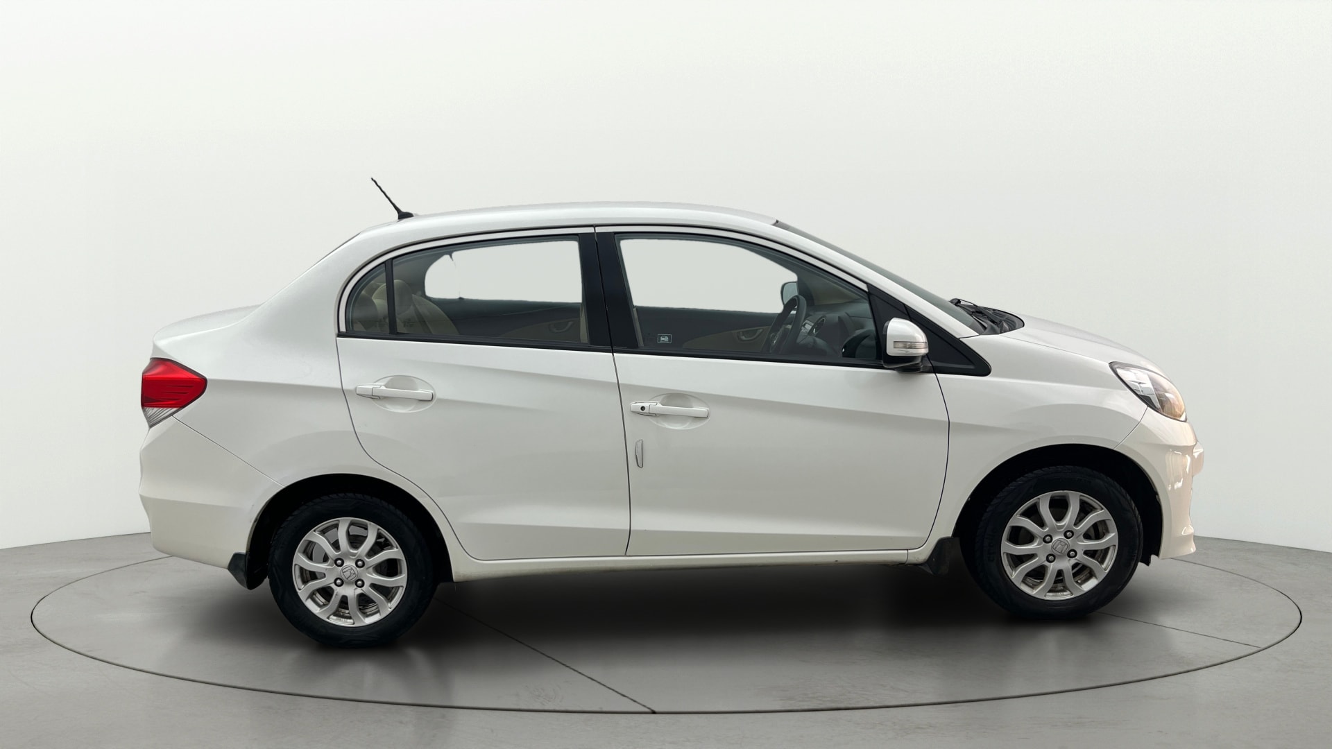 View 2013 Honda Amaze E MT Petrol BS IV Image 8 Used 2013 Honda Amaze E MT Petrol BS IV Image 8