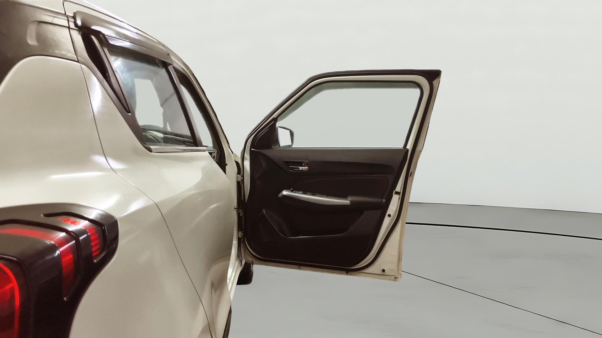 View 2019 Maruti Suzuki 1000 Base Variant Image 47 Used 2019 Maruti Suzuki 1000 Base Variant Image 47