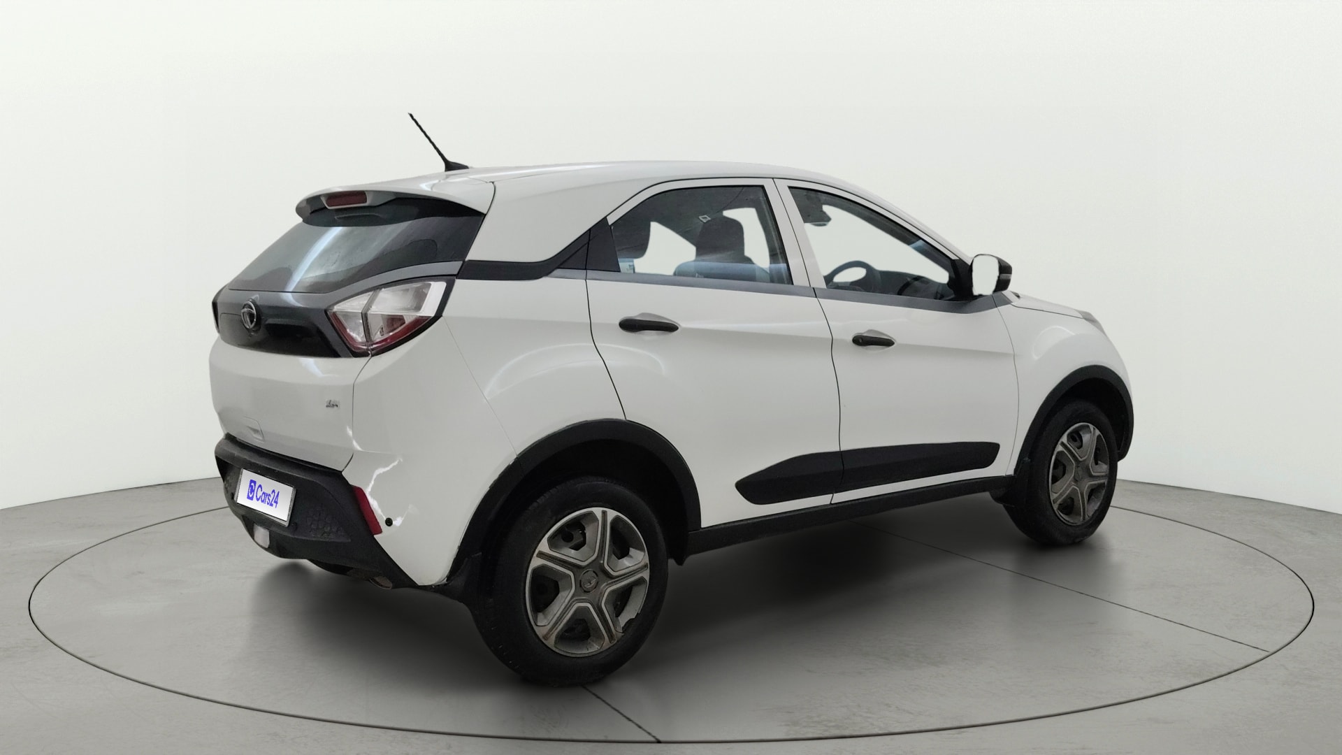 View 2018 Tata Nexon Revotron XM Image 41 Used 2018 Tata Nexon Revotron XM Image 41