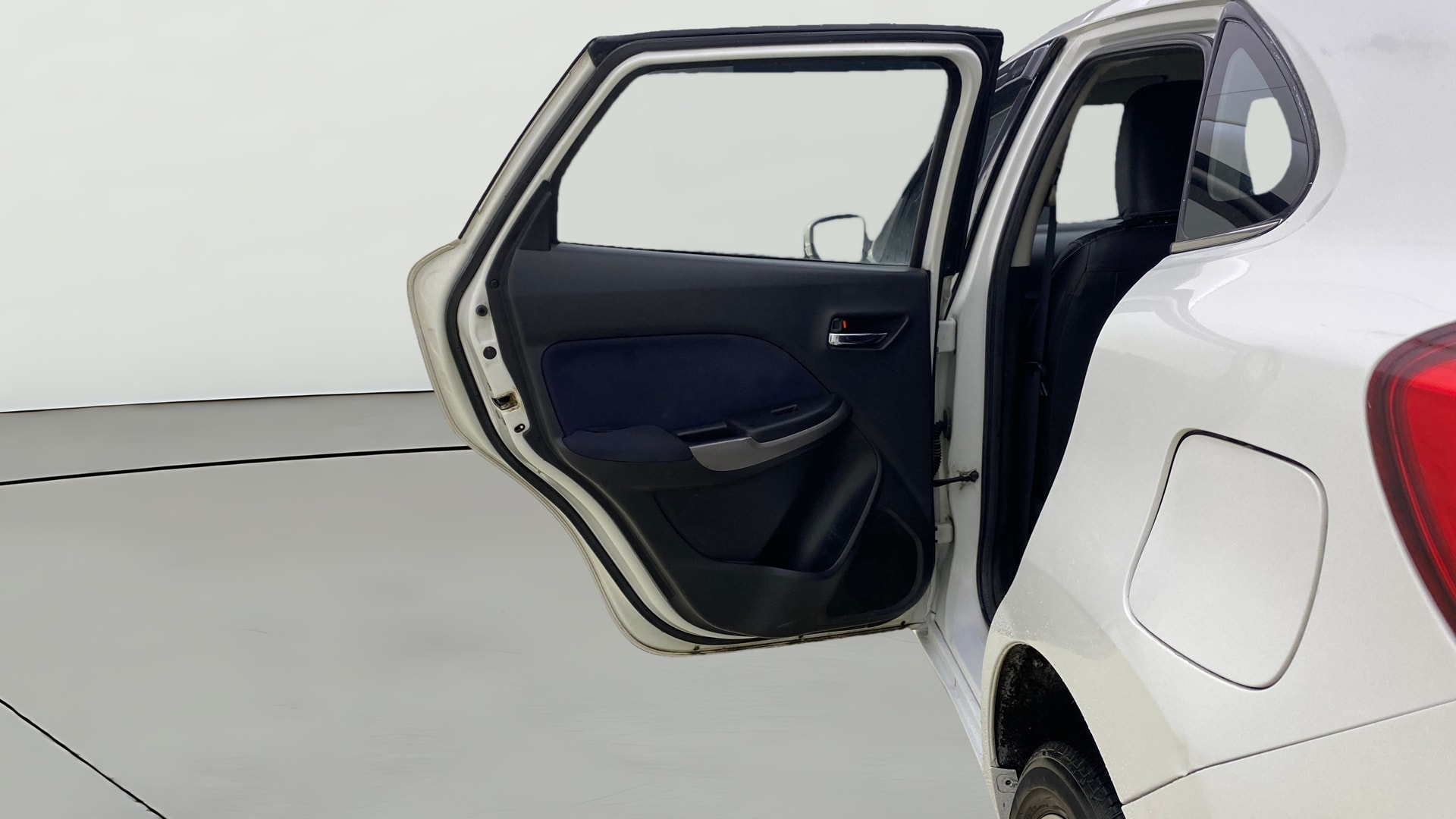 View 2019 Maruti Suzuki 1000 Base Variant Image 22 Used 2019 Maruti Suzuki 1000 Base Variant Image 22