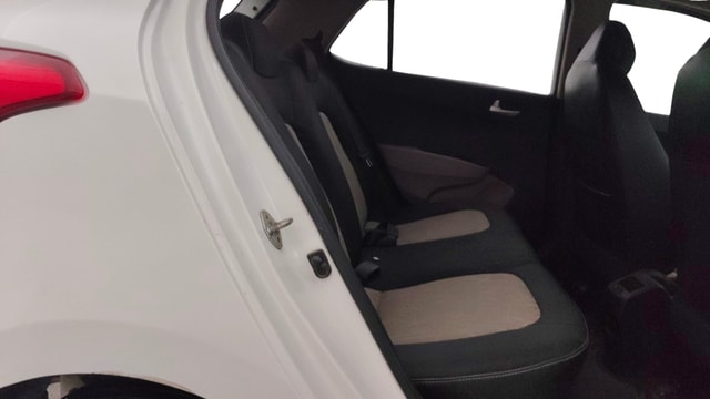 View Hyundai Grand i10 Image 28 Used Hyundai Grand i10 Image 28