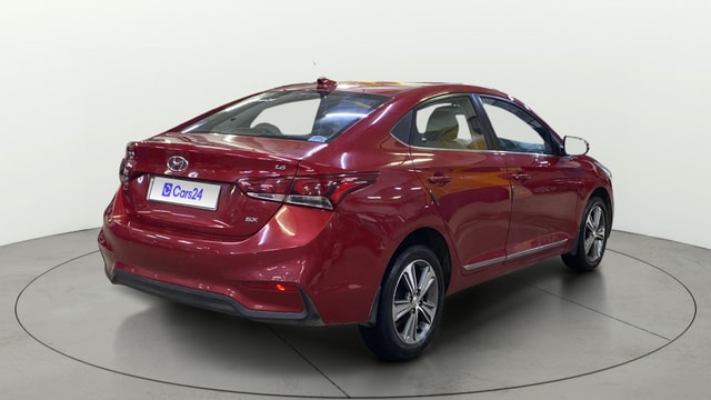 View Hyundai Verna Image 48 Used Hyundai Verna Image 48