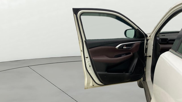 View Maruti Suzuki 1000 Image 32 Used Maruti Suzuki 1000 Image 32