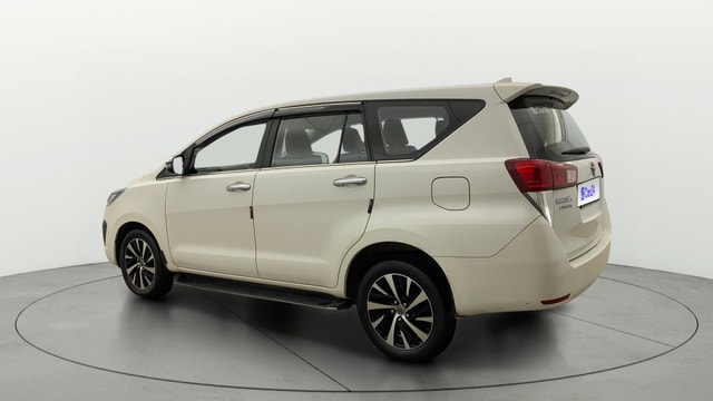 View Toyota Innova Crysta Image 2 Used Toyota Innova Crysta Image 2