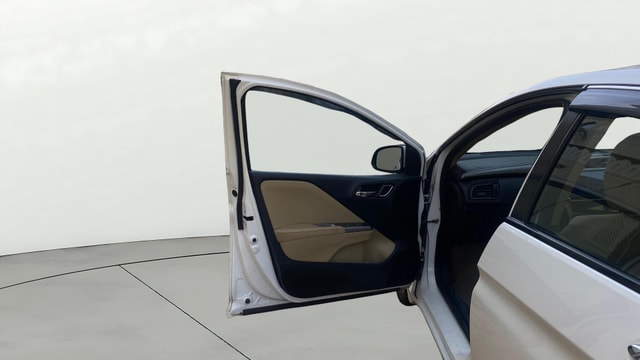 View Honda City ZX Image 33 Used Honda City ZX Image 33