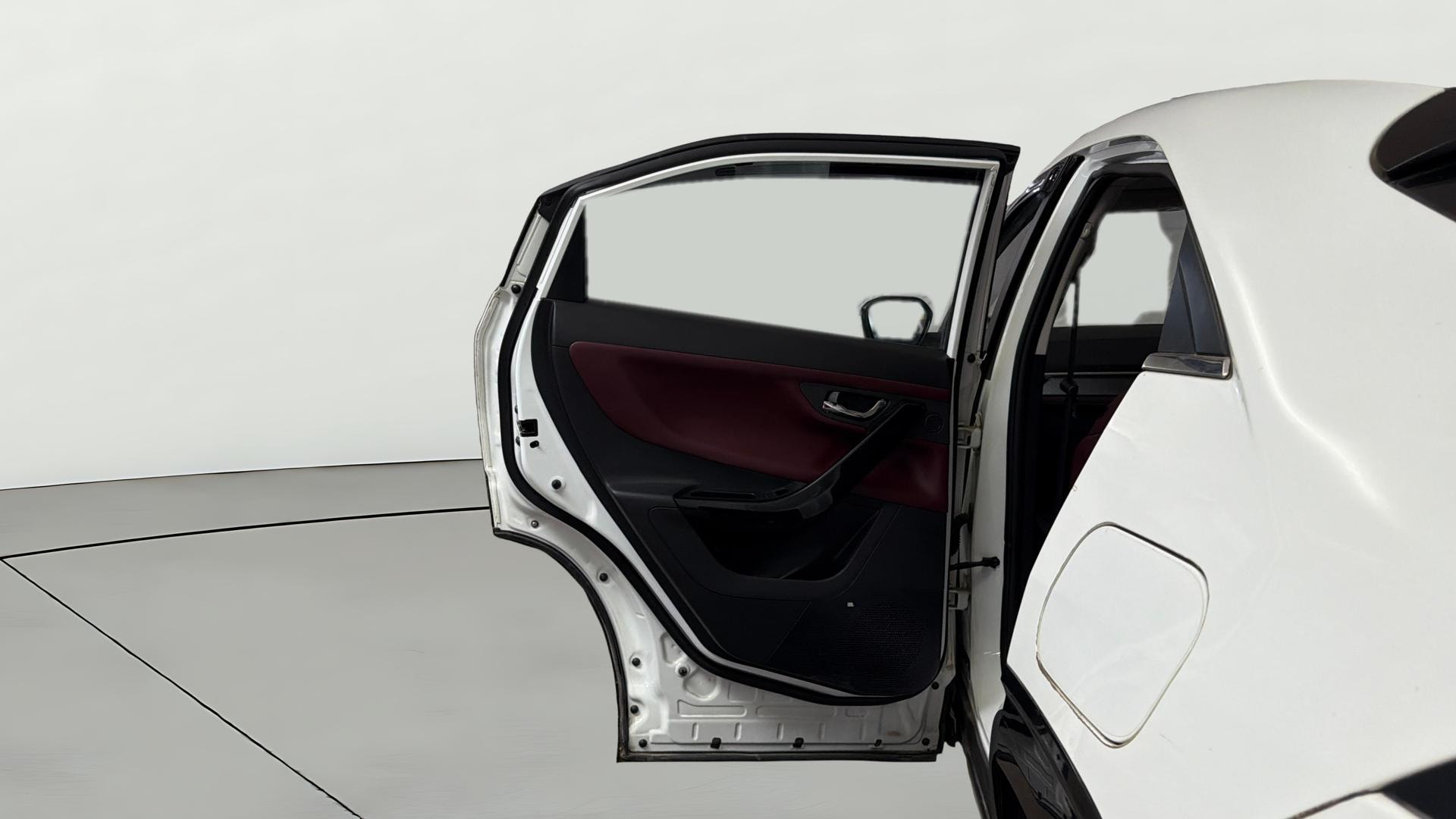 View 2025 Tata Curvv Smart 1.2 Revotron Petrol 6MT Image 23 Used 2025 Tata Curvv Smart 1.2 Revotron Petrol 6MT Image 23