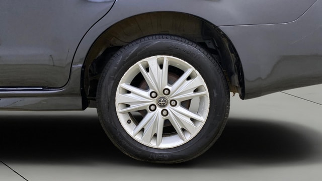 View Toyota Innova Crysta Image 11 Used Toyota Innova Crysta Image 11