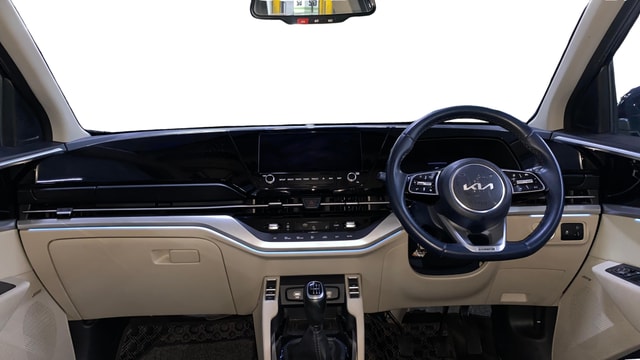 View Kia Carens Image 32 Used Kia Carens Image 32