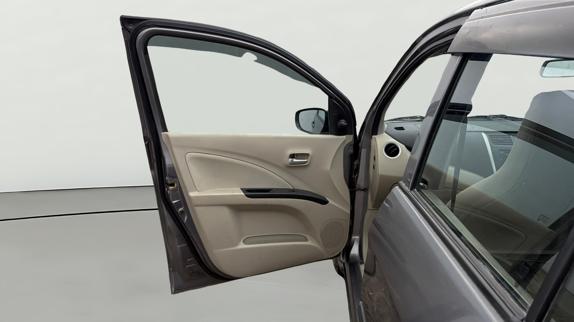 View 2019 Maruti Suzuki 1000 Base Variant Image 30 Used 2019 Maruti Suzuki 1000 Base Variant Image 30