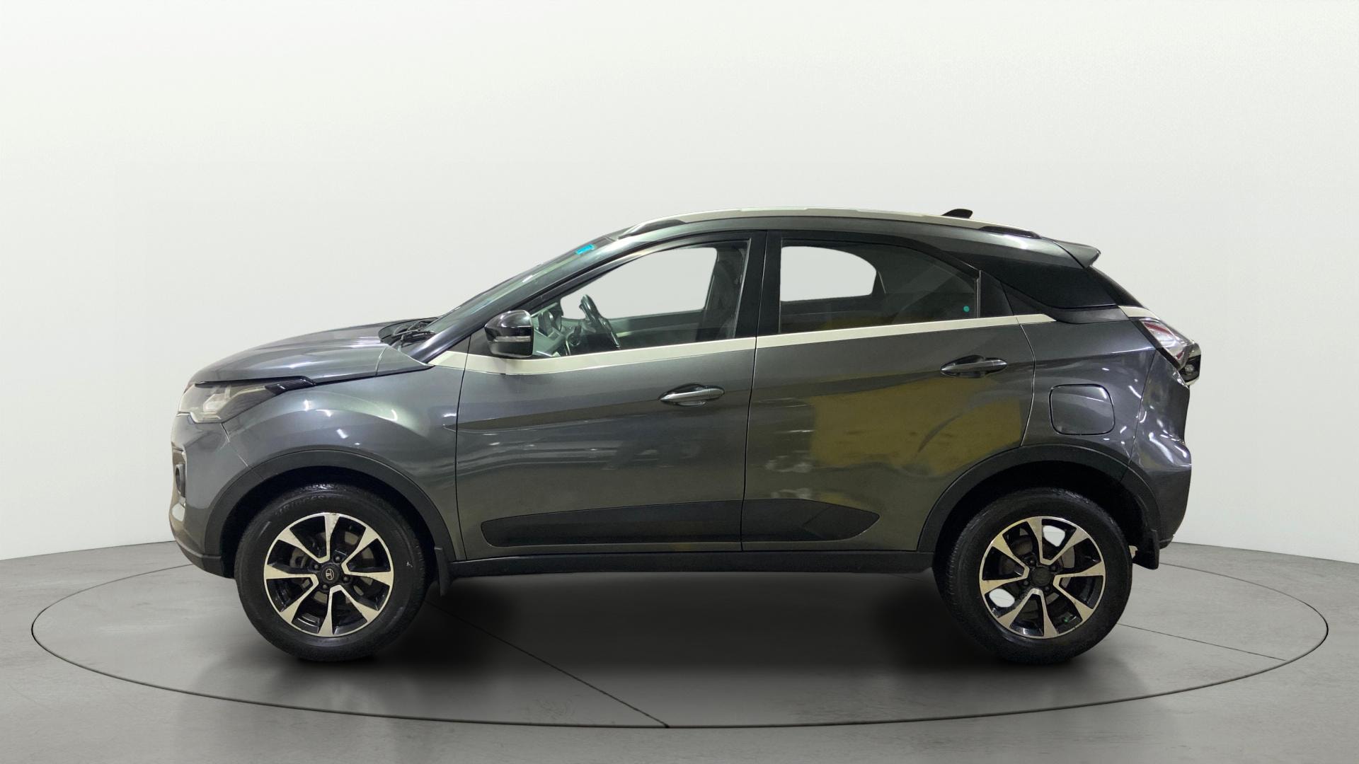 View 2021 Tata Nexon Revotron XE Image 27 Used 2021 Tata Nexon Revotron XE Image 27