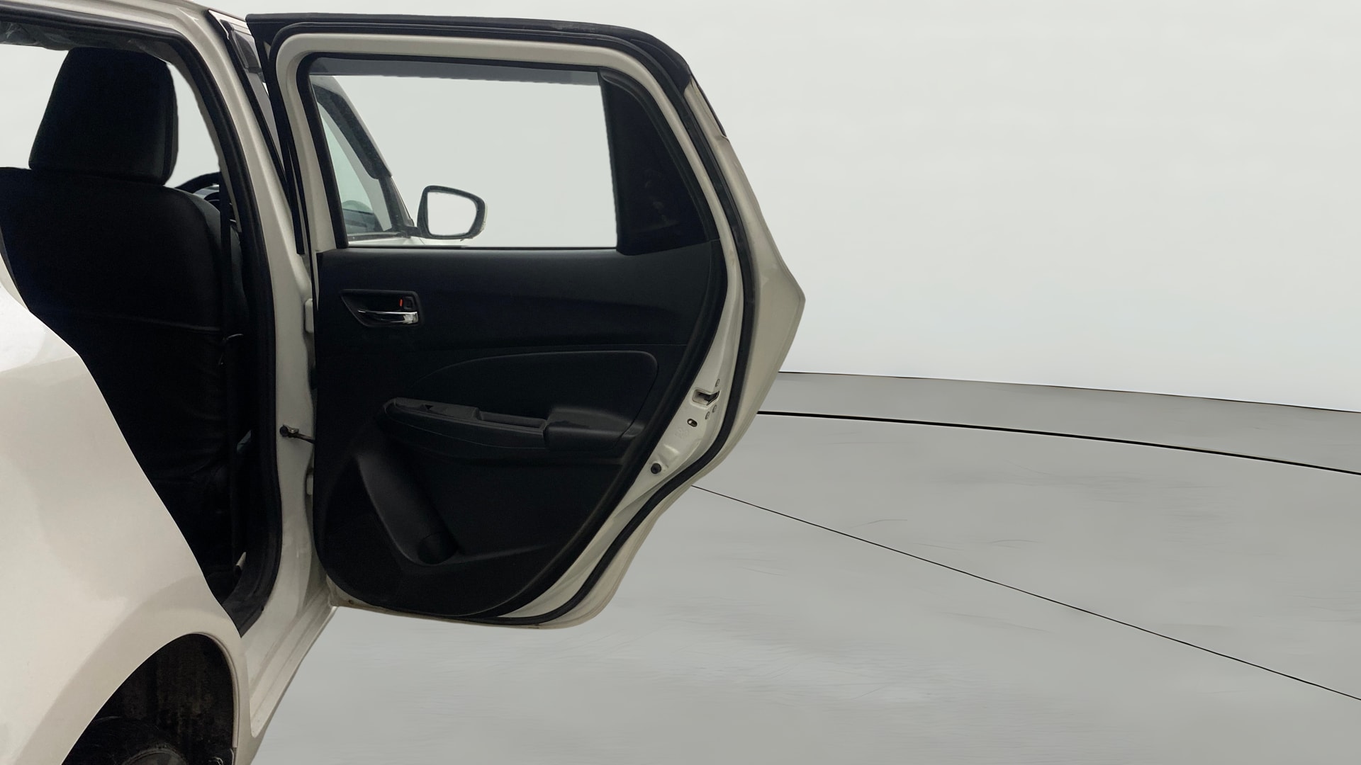 View 2023 Maruti Suzuki 1000 Base Variant Image 7 Used 2023 Maruti Suzuki 1000 Base Variant Image 7