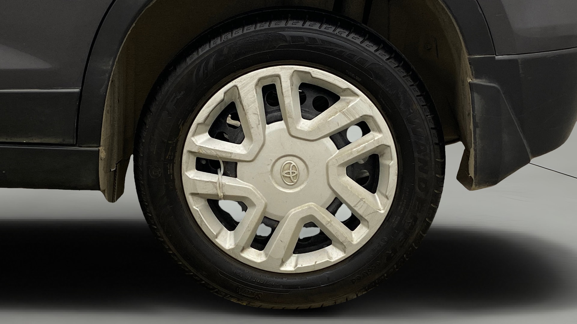 View 2022 Toyota Urban Cruiser Mid MT Image 11 Used 2022 Toyota Urban Cruiser Mid MT Image 11
