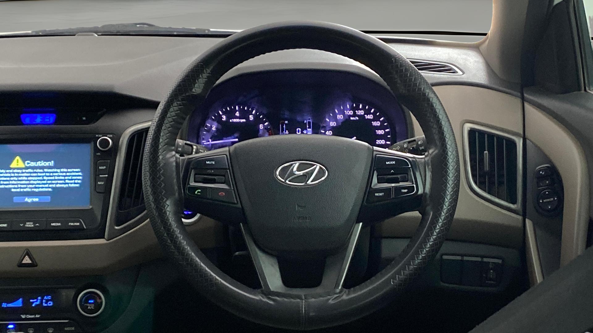 View 2015 Hyundai Creta 1.6 SX Plus Petrol Image 20 Used 2015 Hyundai Creta 1.6 SX Plus Petrol Image 20
