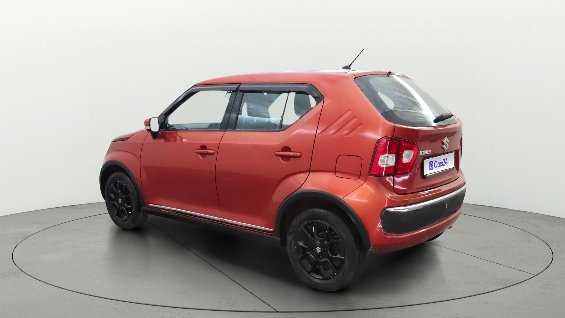 View 2017 Maruti Suzuki 1000 Base Variant Image 2 Used 2017 Maruti Suzuki 1000 Base Variant Image 2