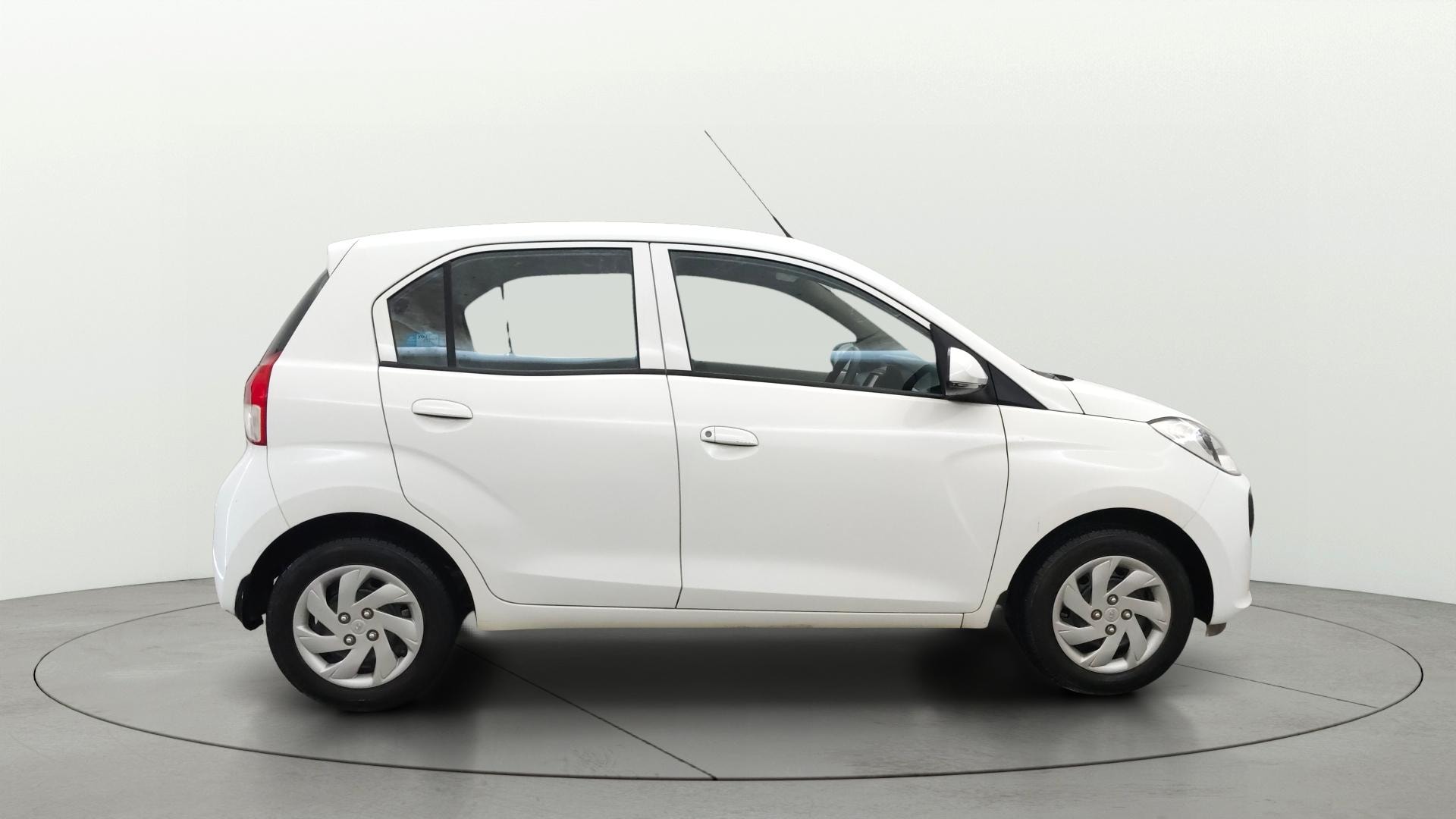 View 2021 Hyundai New Santro D-Lite Petrol Image 8 Used 2021 Hyundai New Santro D-Lite Petrol Image 8