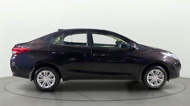 View Toyota Yaris Image 8 Used Toyota Yaris Image 8