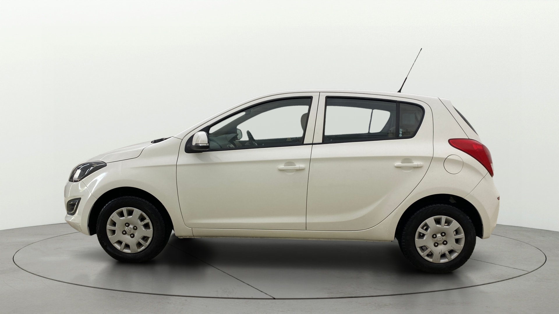 View 2014 Hyundai Elite i20 Magna 1.2 Image 5 Used 2014 Hyundai Elite i20 Magna 1.2 Image 5