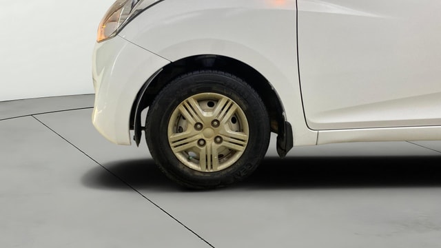 View Hyundai EON Image 27 Used Hyundai EON Image 27