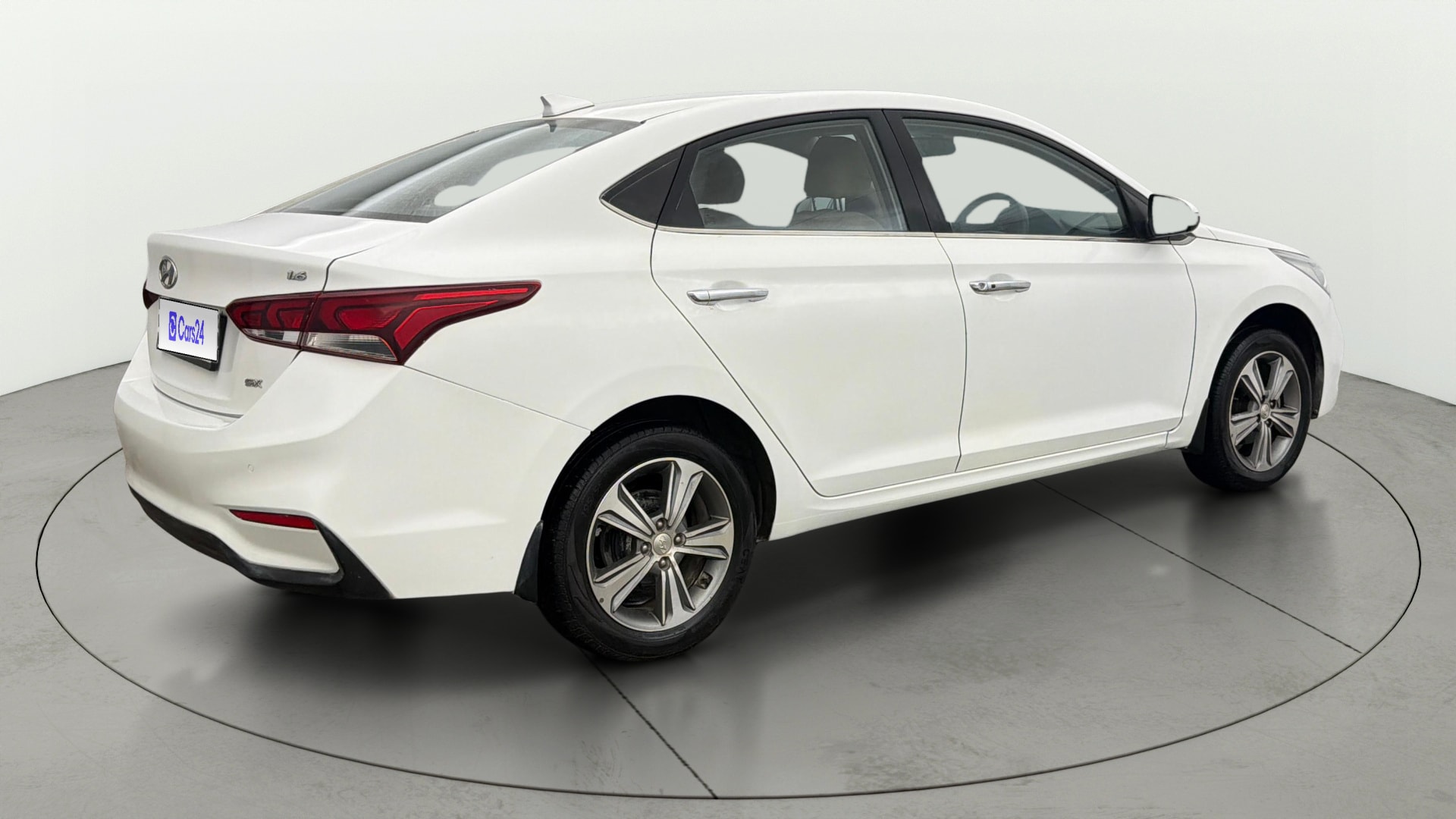 View 2019 Hyundai Verna 1.6 VTVT SX Image 44 Used 2019 Hyundai Verna 1.6 VTVT SX Image 44