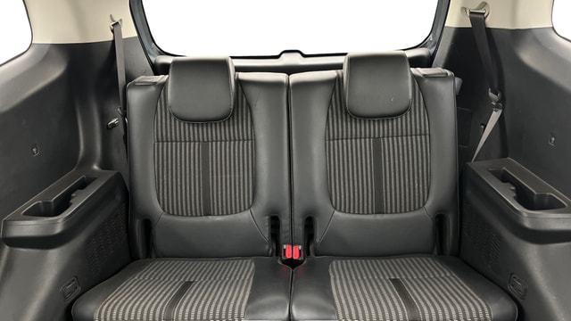 View Kia Carens Image 13 Used Kia Carens Image 13