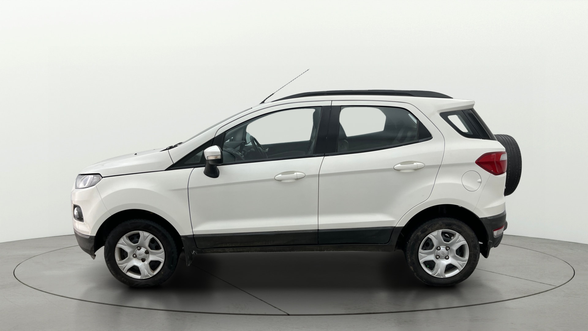 View 2017 Ford EcoSport 1.5 TDCi Diesel Ambiente BS IV Image 5 Used 2017 Ford EcoSport 1.5 TDCi Diesel Ambiente BS IV Image 5