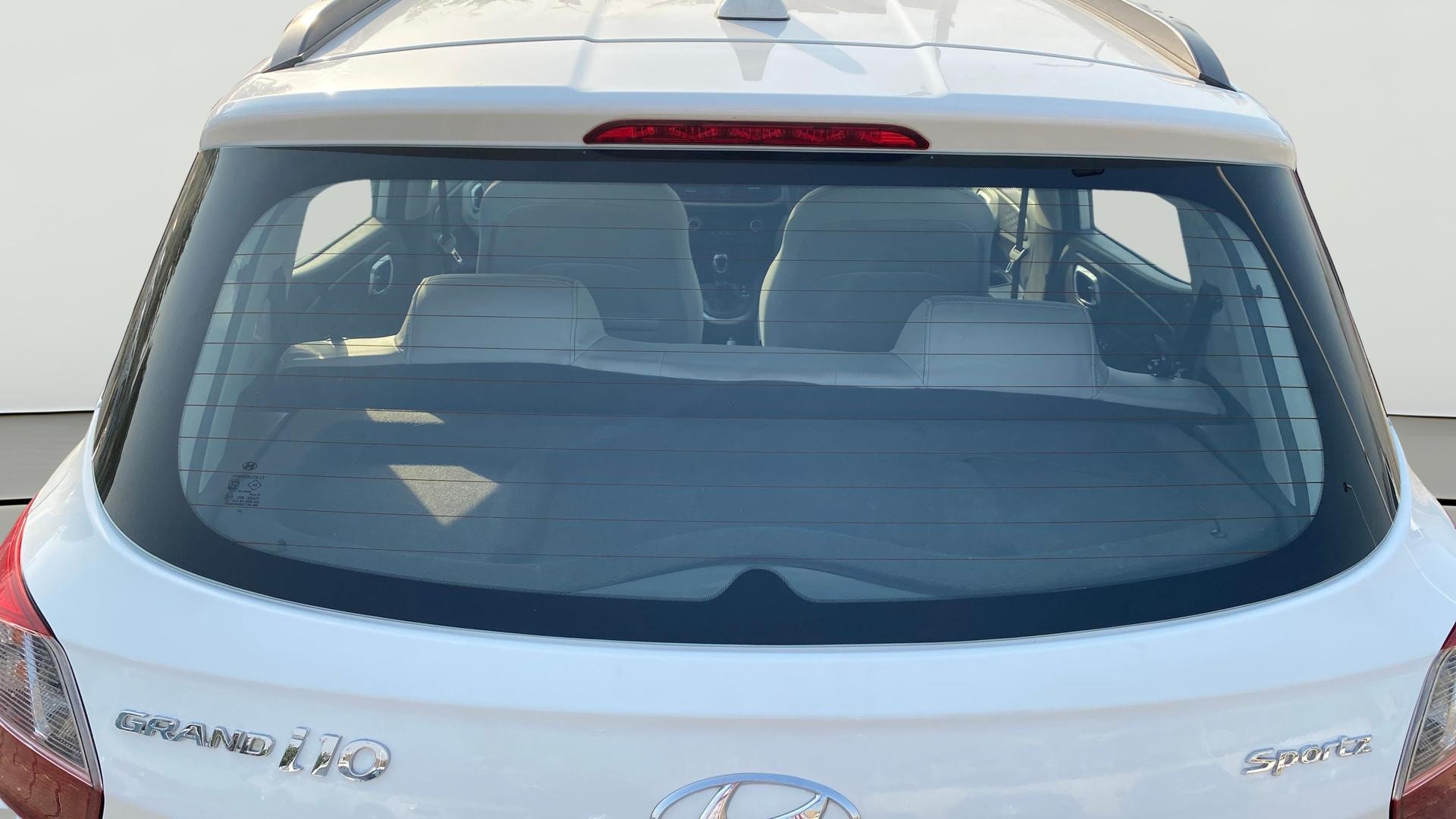 View 2021 Hyundai Grand i10 Nios Sportz Petrol AMT Image 4 Used 2021 Hyundai Grand i10 Nios Sportz Petrol AMT Image 4