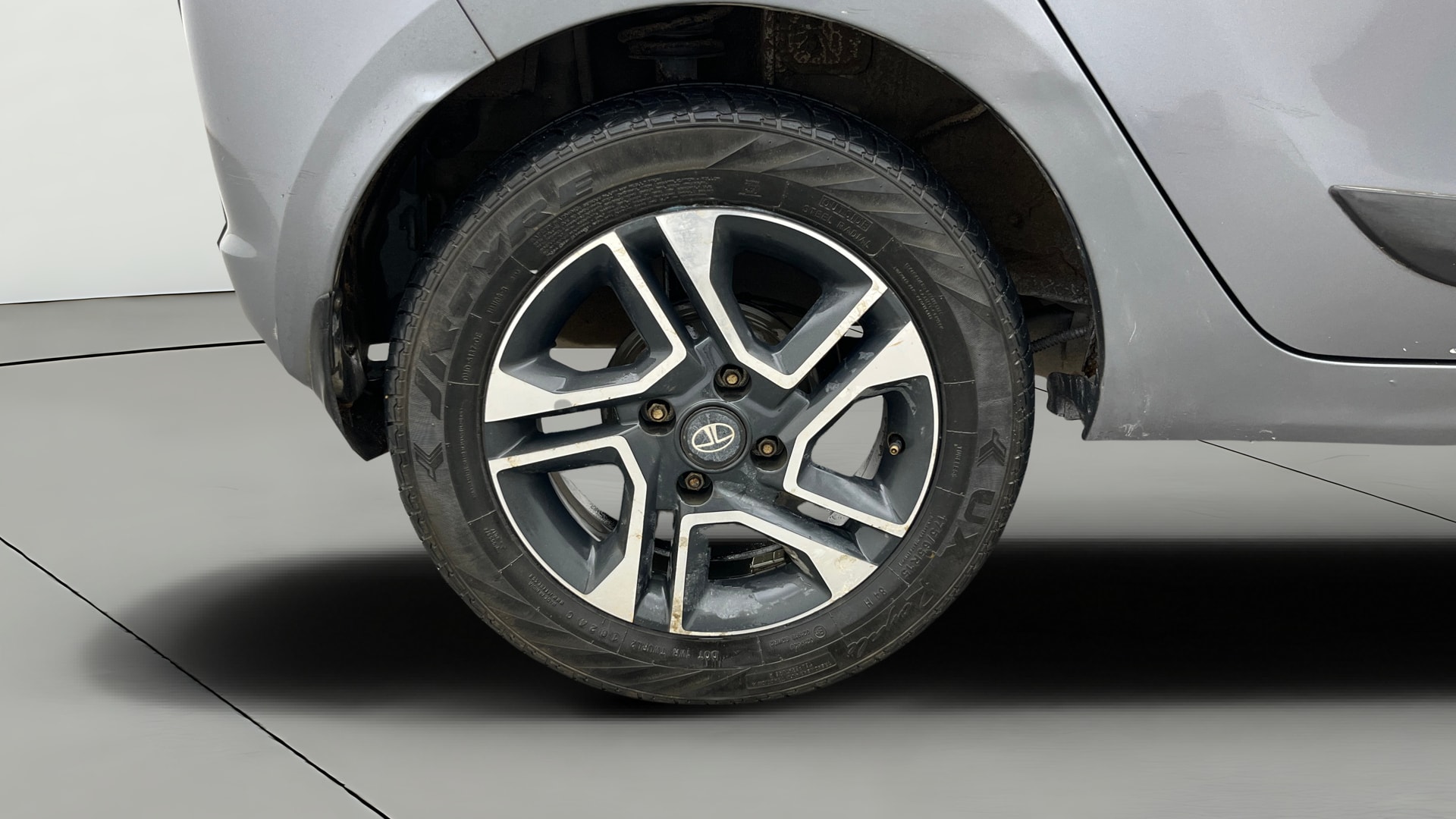 View 2019 Tata Tiago Revotorq XB Image 32 Used 2019 Tata Tiago Revotorq XB Image 32