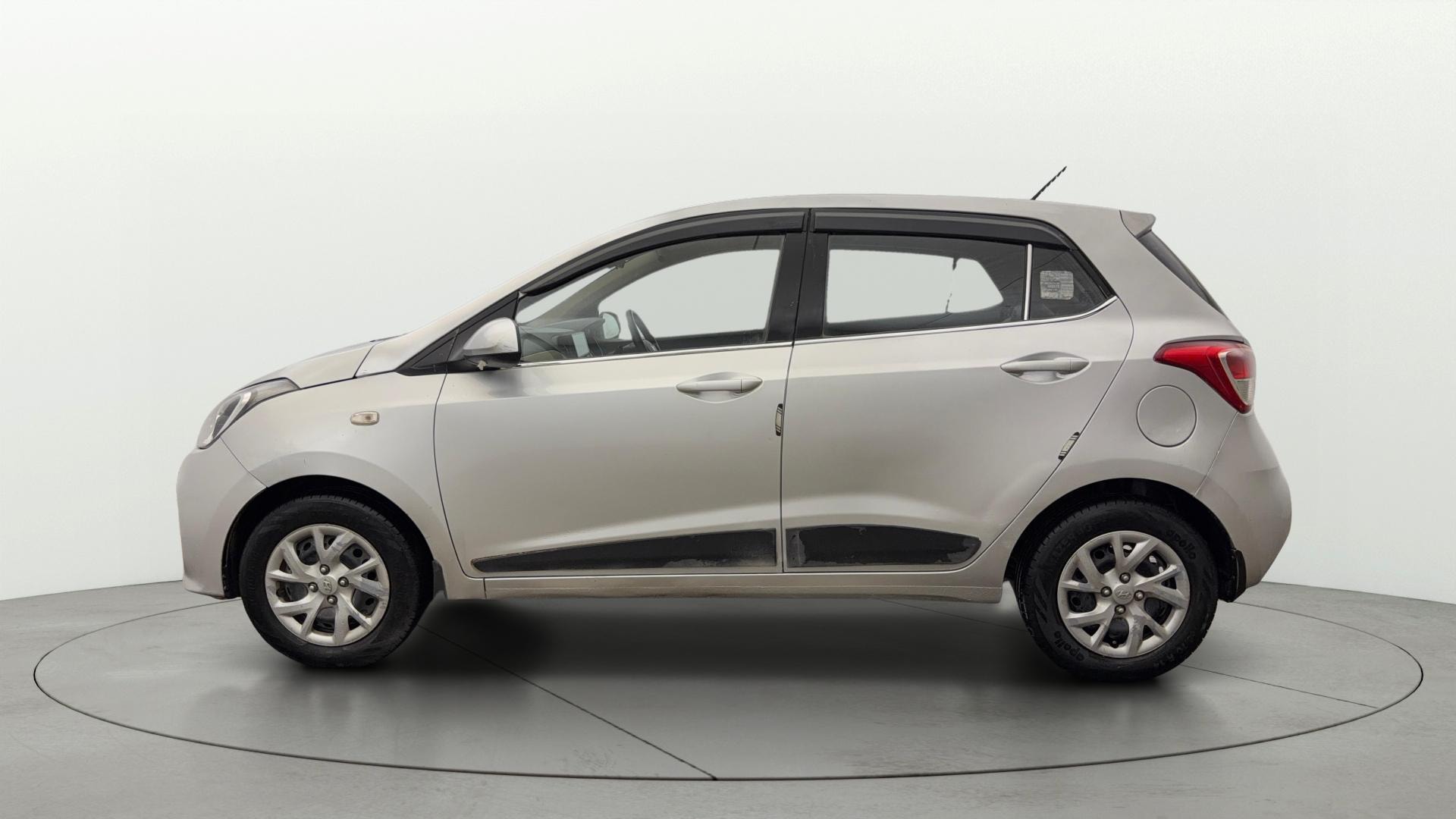 Used 2017 Hyundai Grand i10 Used 2017 Hyundai Grand i10