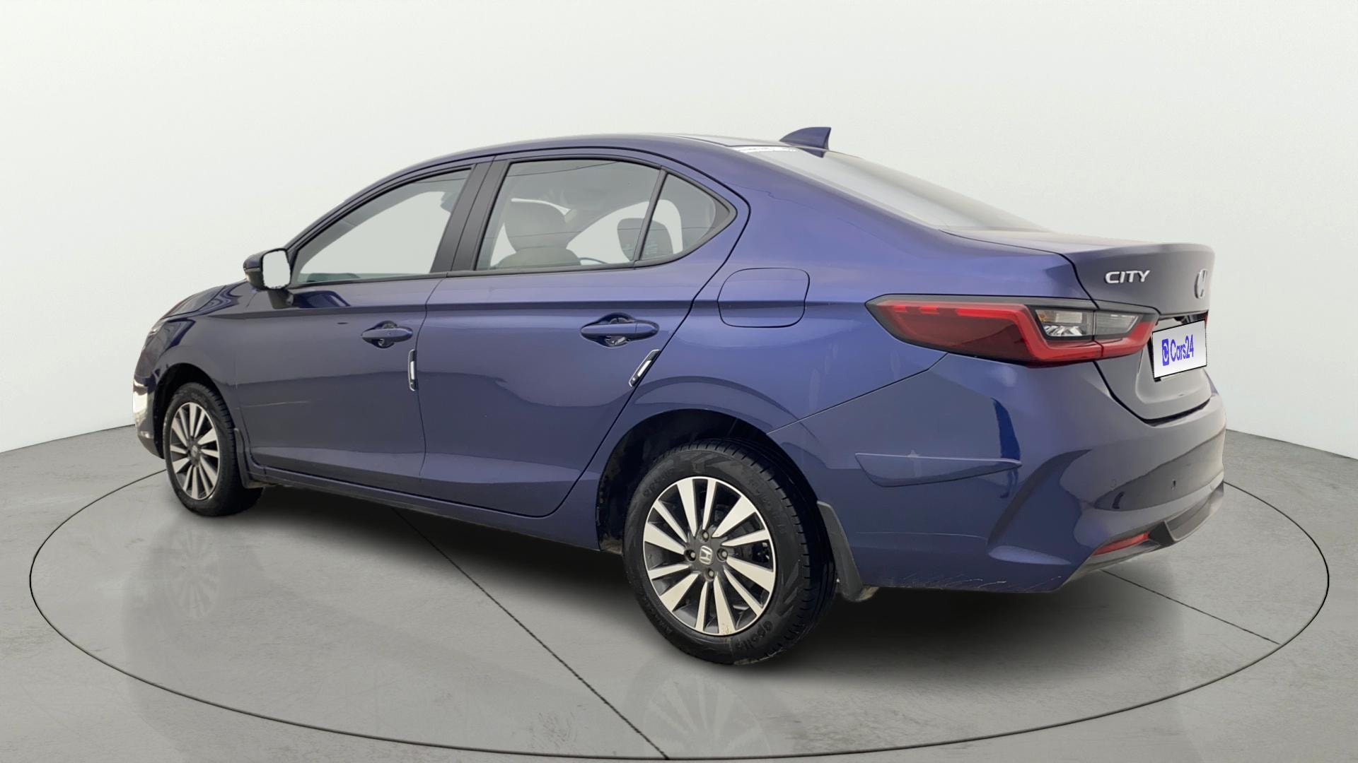 View 2023 Honda City ZX MT Diesel Anniversary Edition Image 2 Used 2023 Honda City ZX MT Diesel Anniversary Edition Image 2