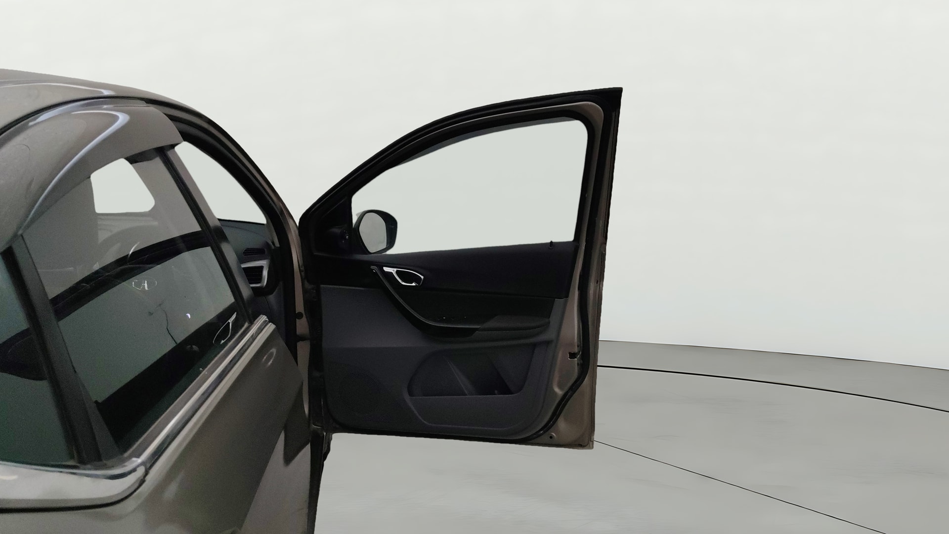 View 2019 Tata Tigor XE Diesel Image 44 Used 2019 Tata Tigor XE Diesel Image 44